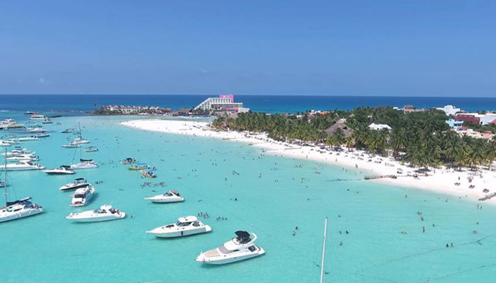 Visit the best beaches isla mujeres