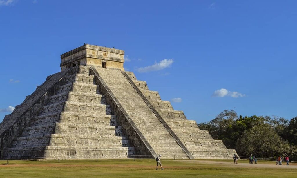 Visit Chichen Itza valladolid