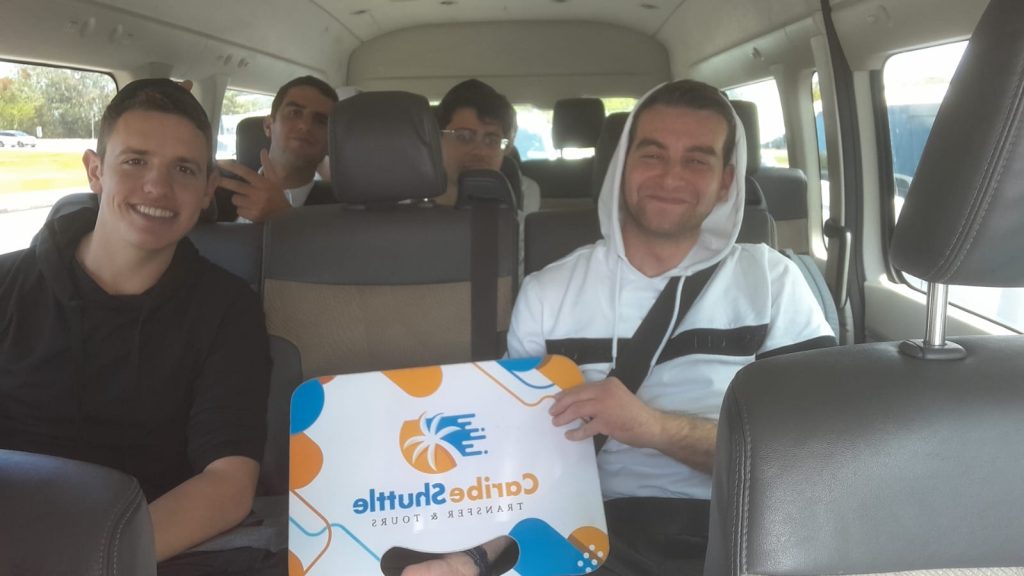 cancun airport transfers
